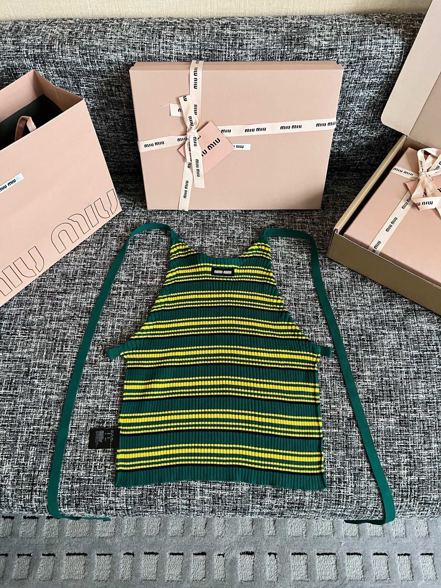 Mimi Saga Vest