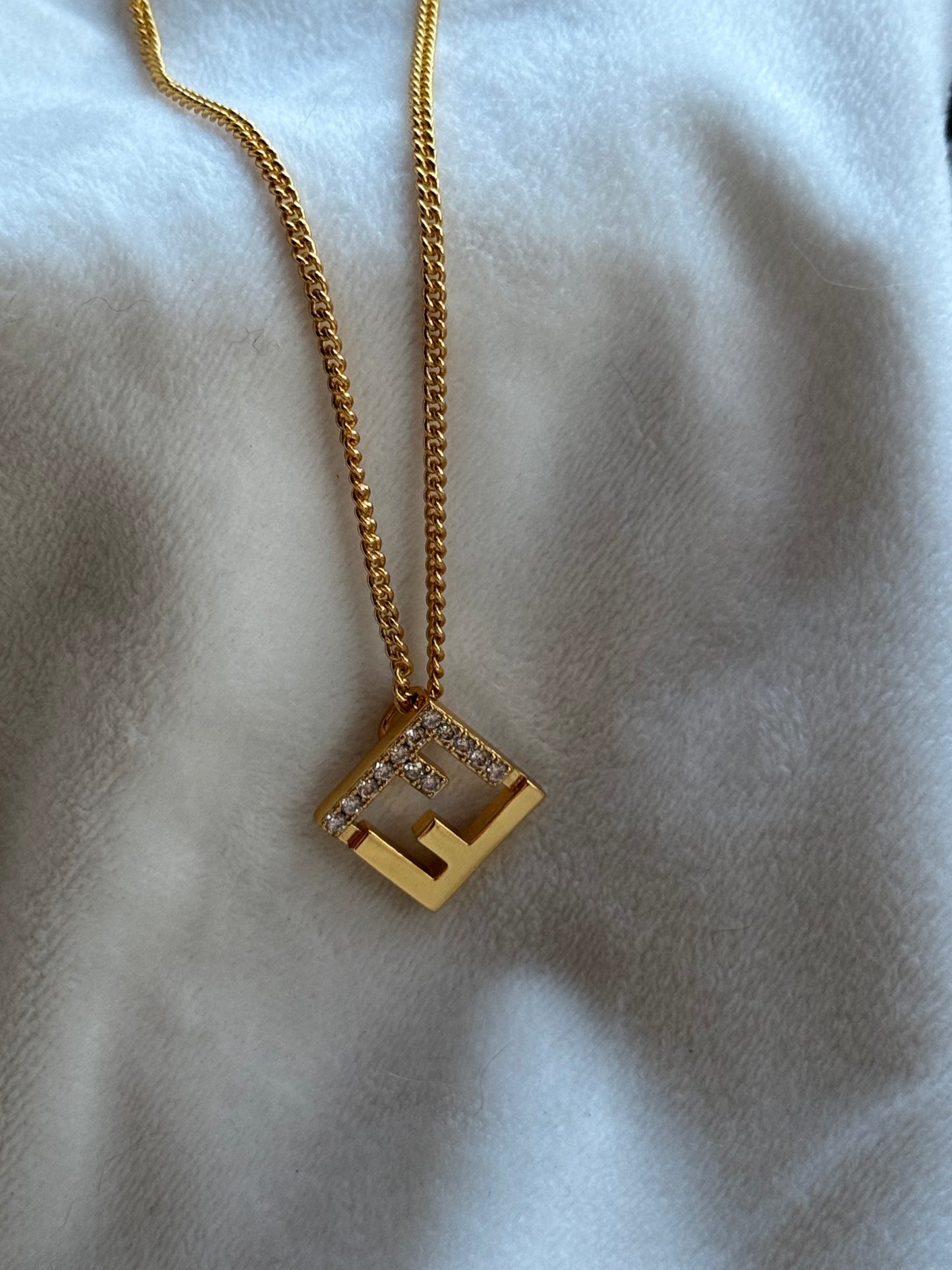 Felicity Loka Pendant