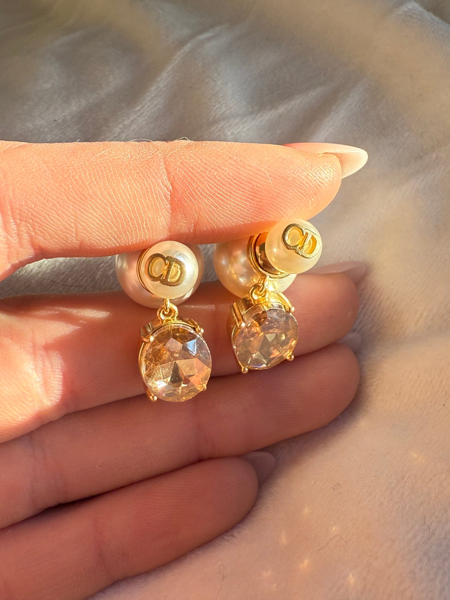 Dia Pika Earring