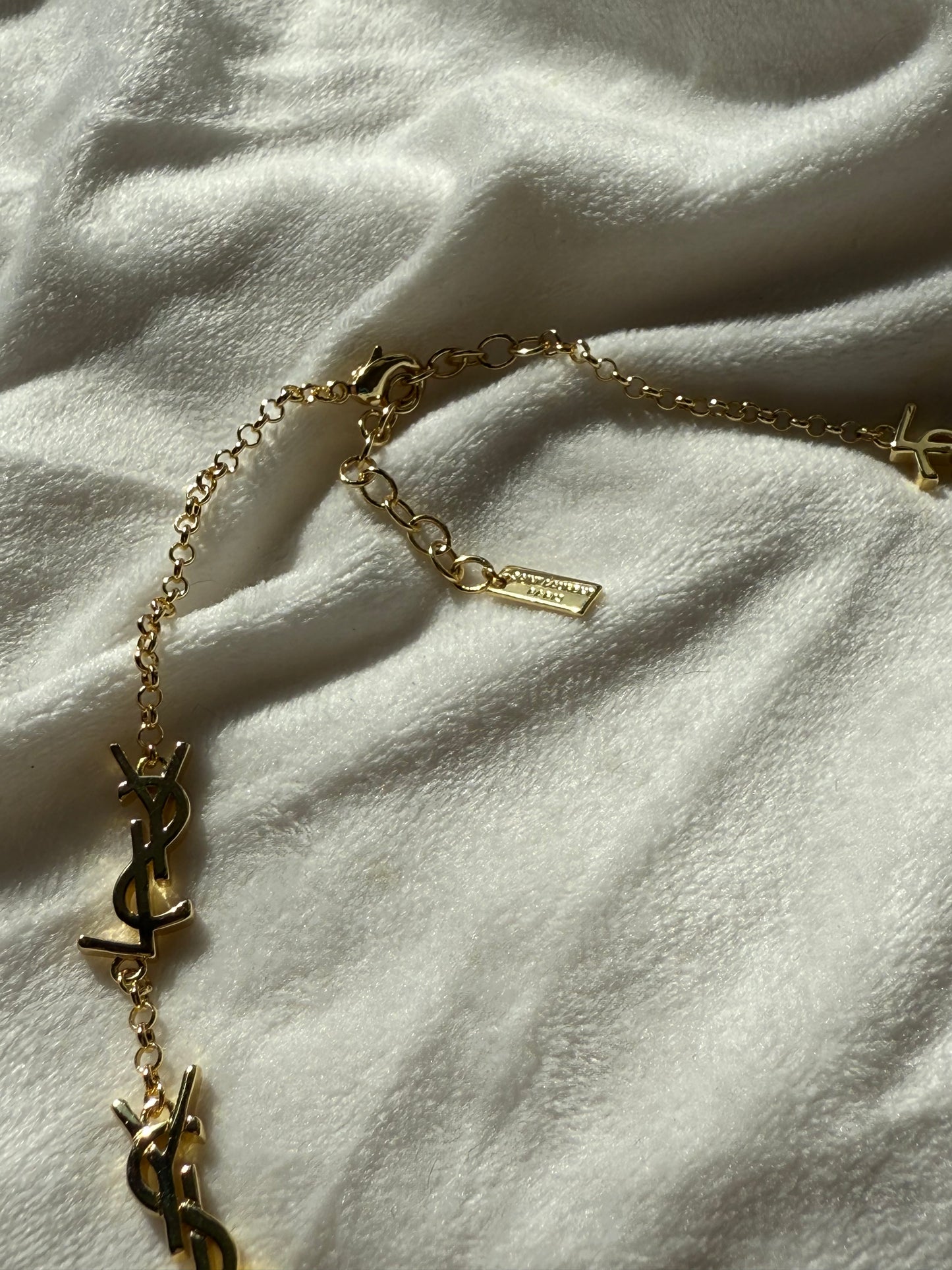 Evie Repetition Necklace