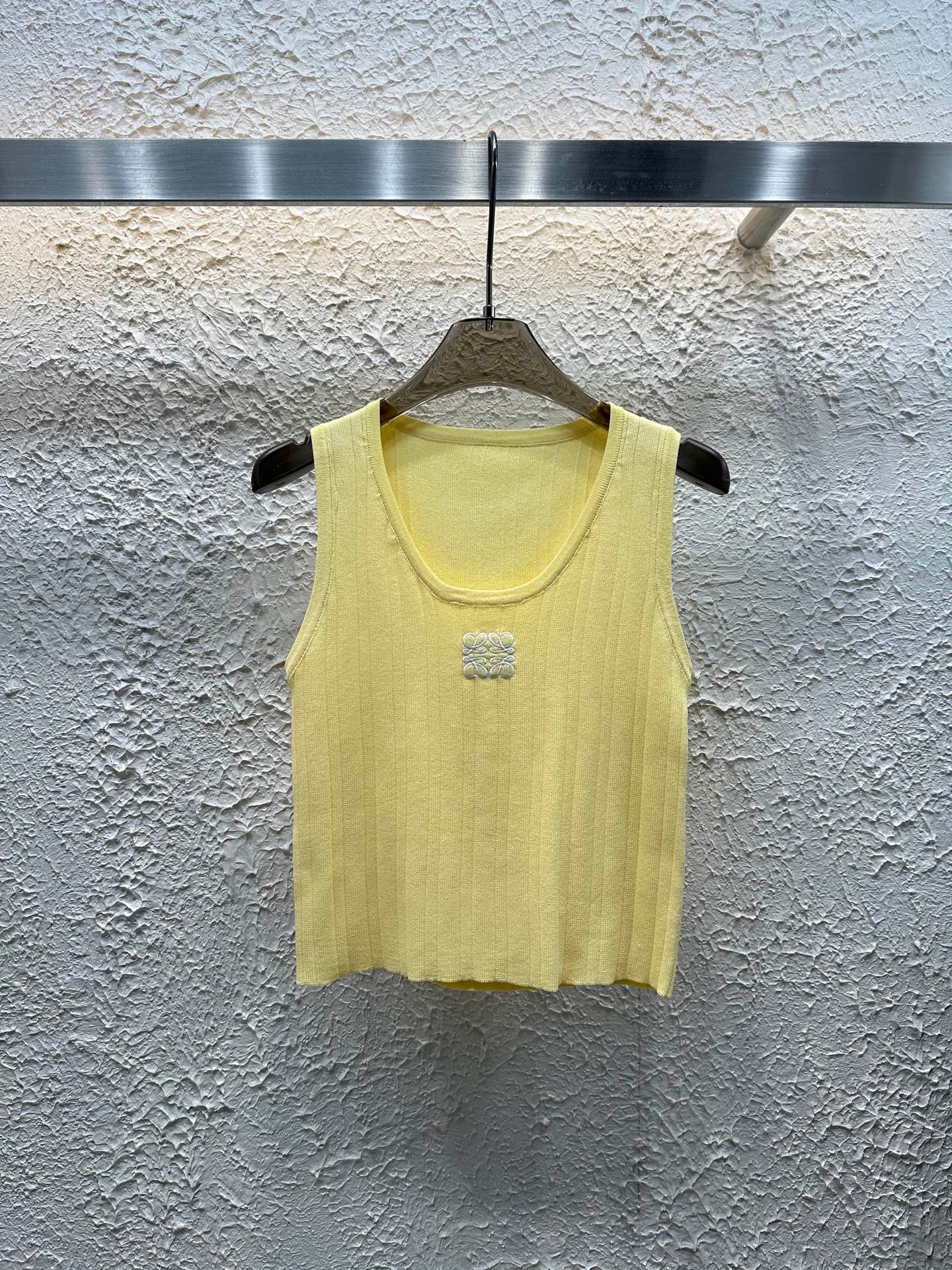 Lola Pulta Vest