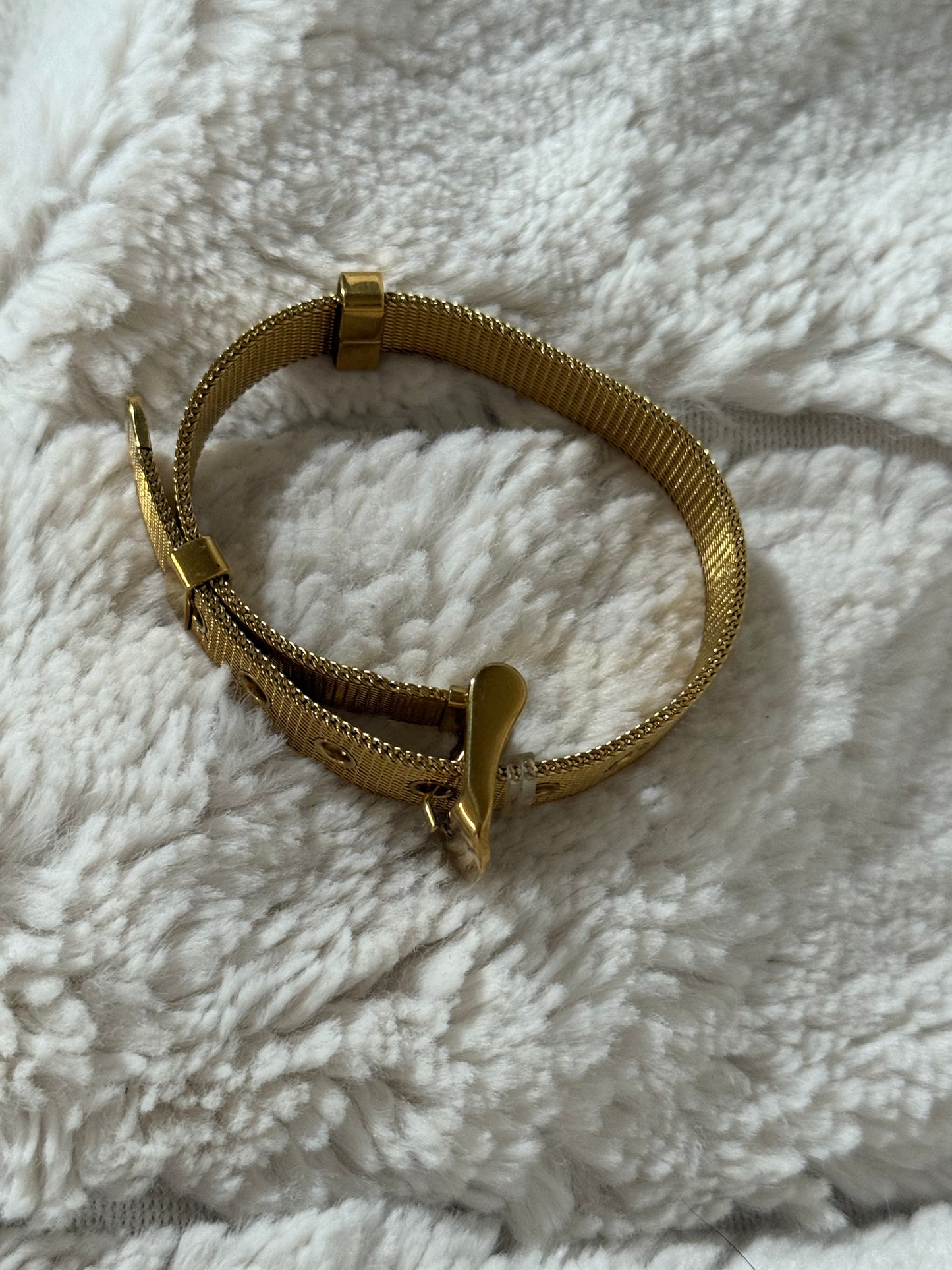 Belti Bracelet