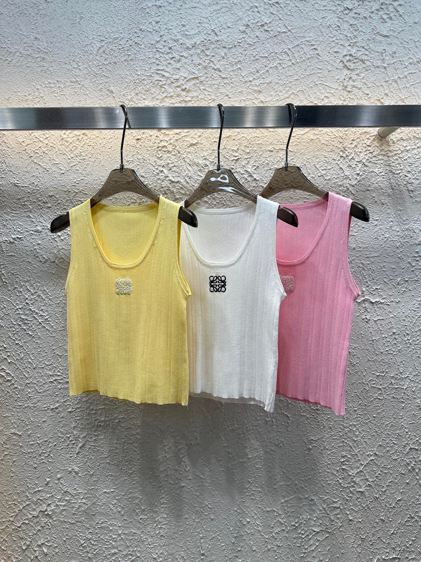 Lola Pulta Vest