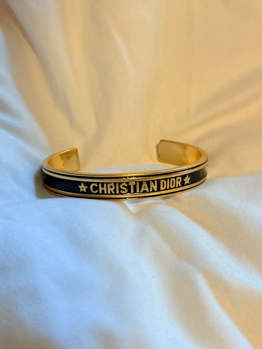 Dia Bracelet